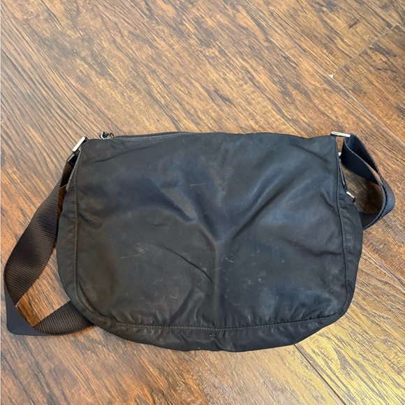 🌈AUTHENTIC Prada Black Nylon Crossbody - Picture 9 of 13